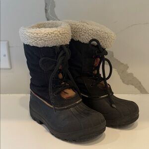 Burberry Kids Black and Cream Winter snow Boots size 27/28 size 9.5/10